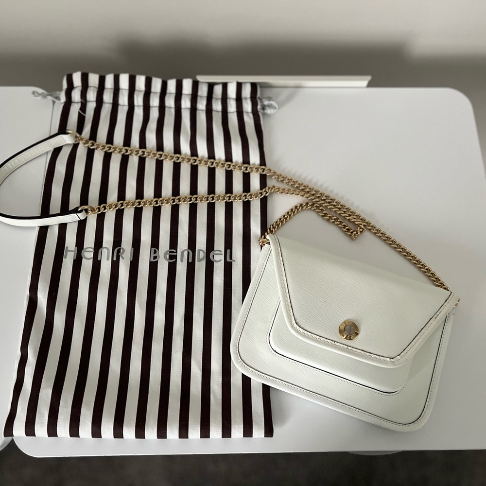Henri Bendel Cream Crossbody Bag with Gold Chain